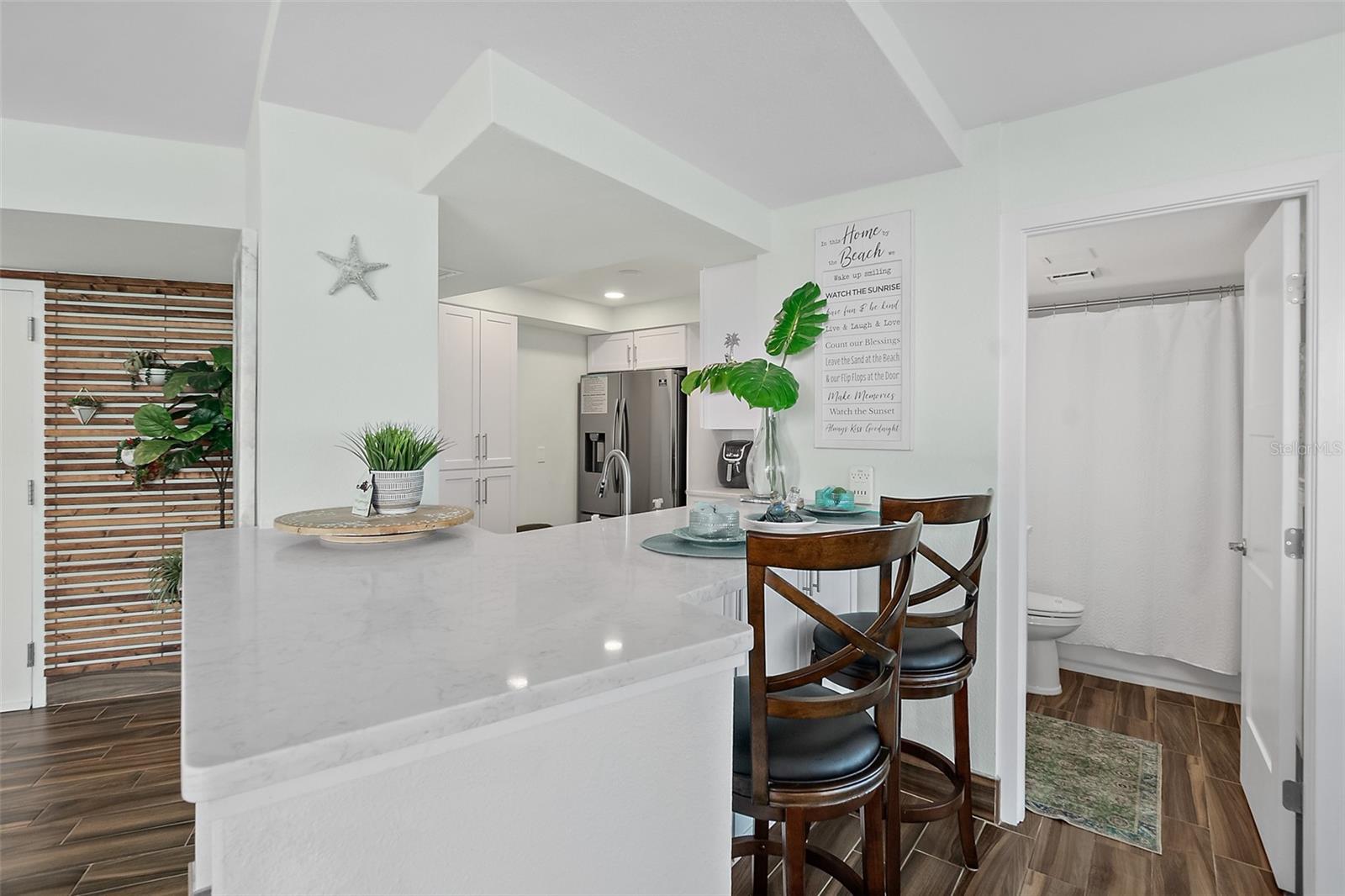 PECK PLAZA - Residential