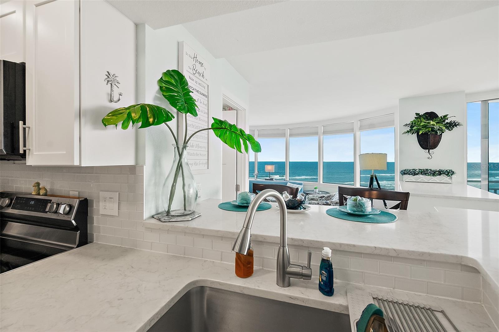 PECK PLAZA - Residential