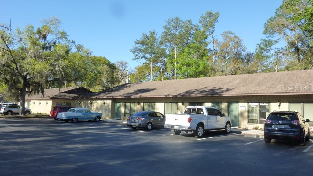Centrally located in the heart of Gainesville's professional services corridor, convenient to many of the city's professional services, plenty of eateries and shopping. Rates are based on 5-year leases. The landlord will offer shorter-term lease at a more premium rate. Tenant is responsible for a proportionate share of the property taxes and insurance. Suite 4 features: a large open floorplan with 2 private offices, a
conference room or possible larger office, a break room and access to common area restrooms. This suite offers great windows providing natural lighting, and access to common area restrooms.