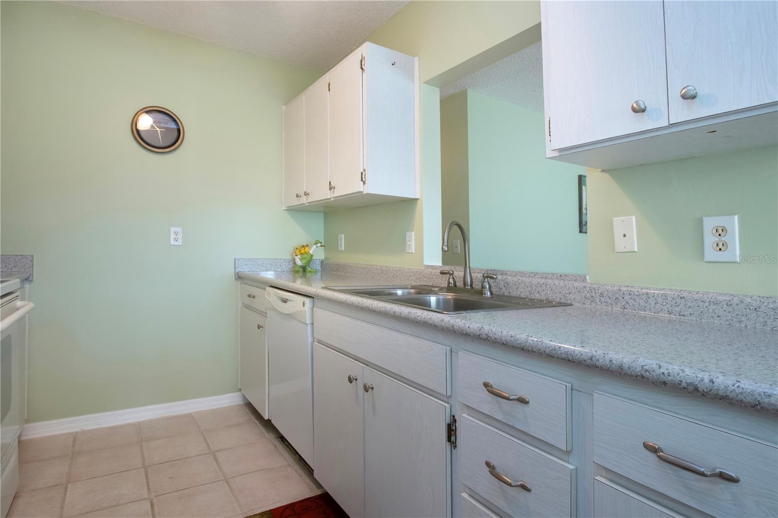 GLOUCESTER L CONDO - Residential