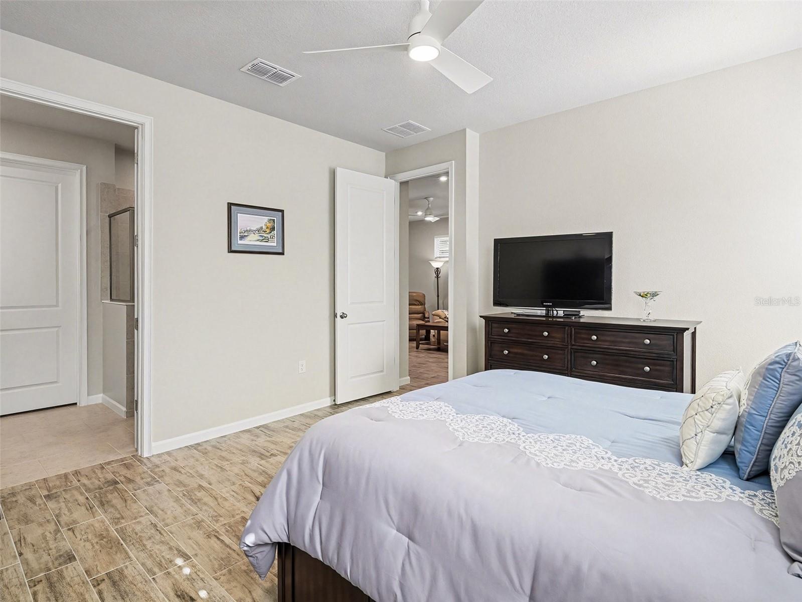 RENAISSANCE/WEST VLGS PH 2B & - Residential