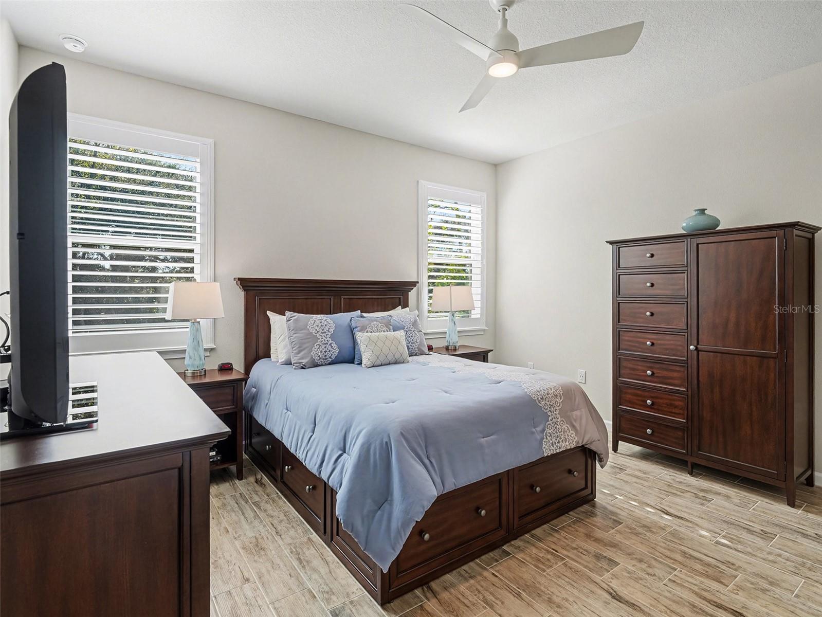 RENAISSANCE/WEST VLGS PH 2B & - Residential