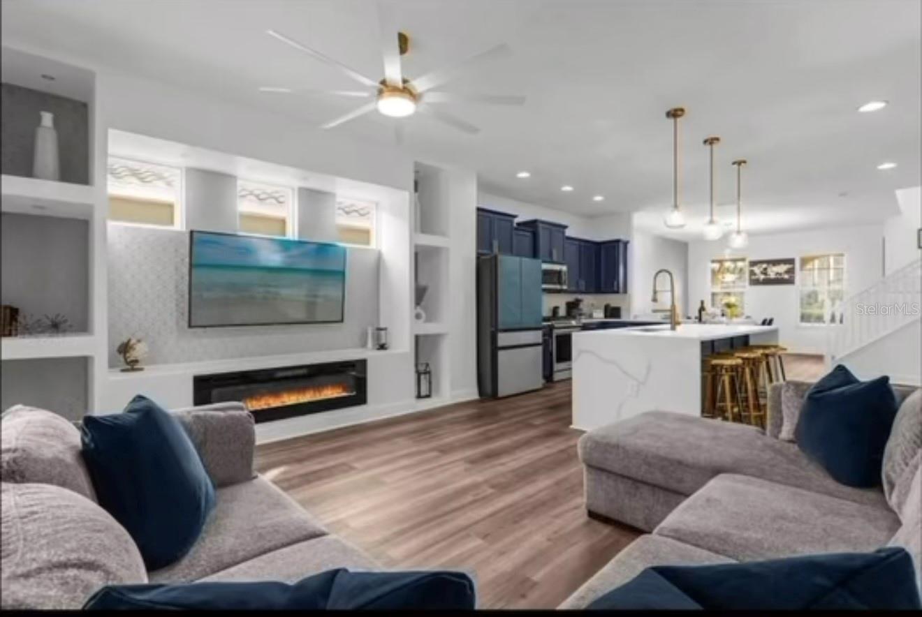 OAKMONT PH 01 - Residential Lease