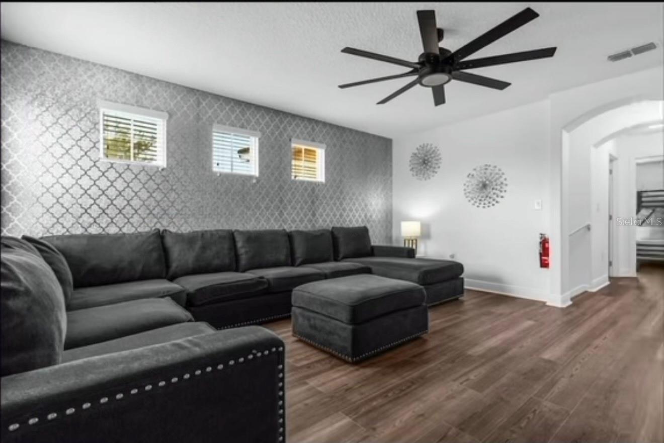 OAKMONT PH 01 - Residential Lease