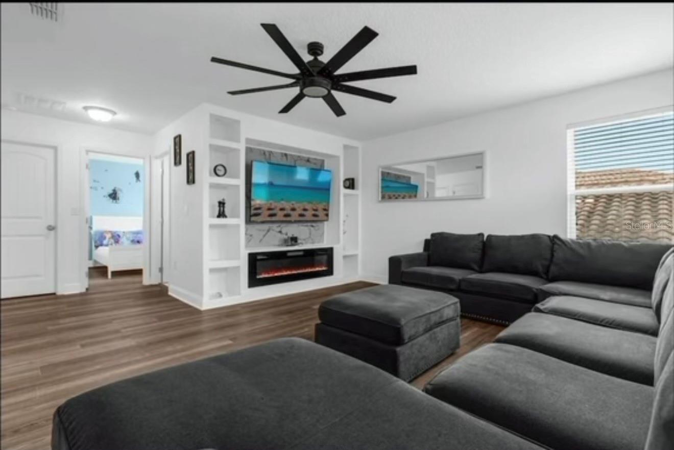 OAKMONT PH 01 - Residential Lease