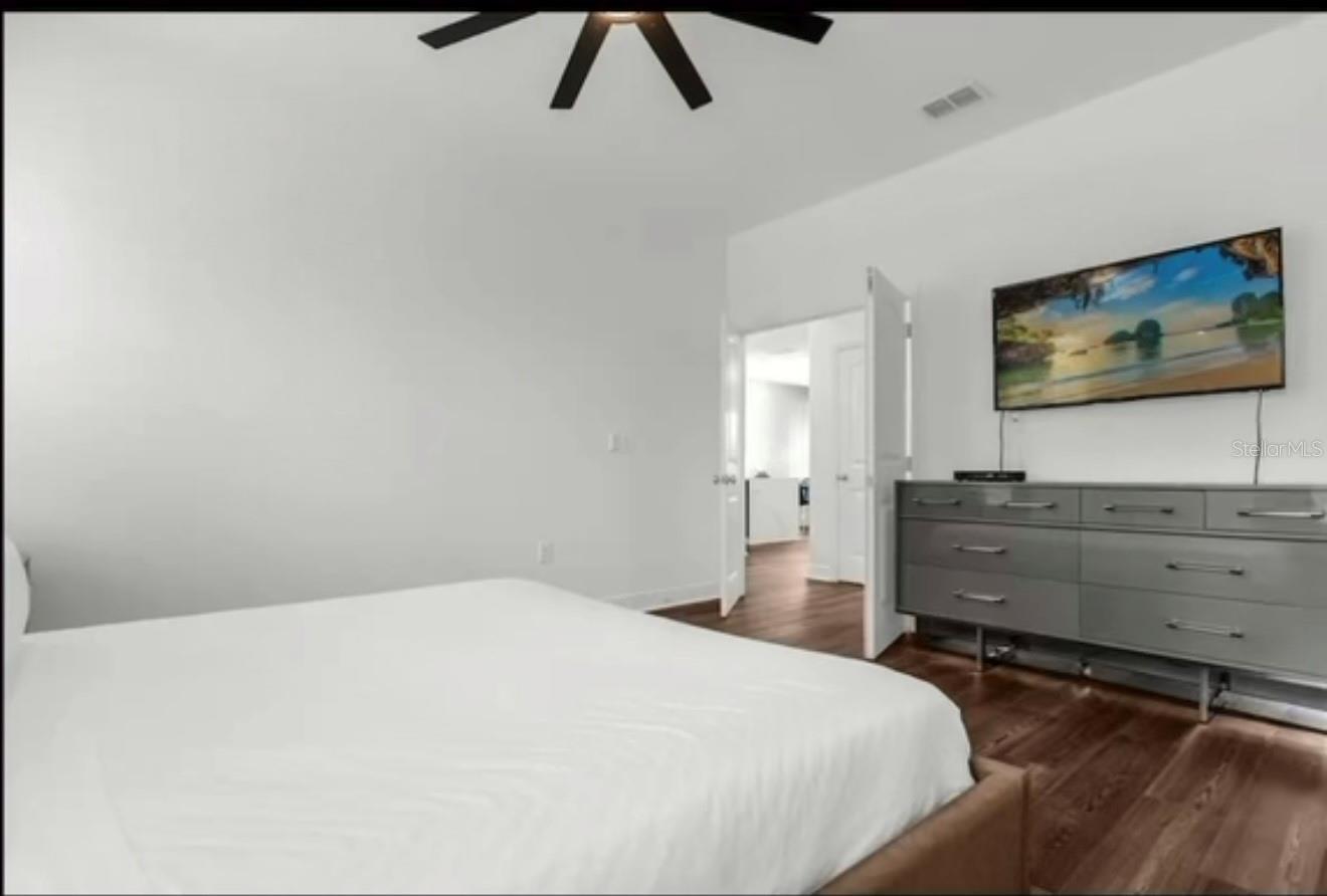 OAKMONT PH 01 - Residential Lease