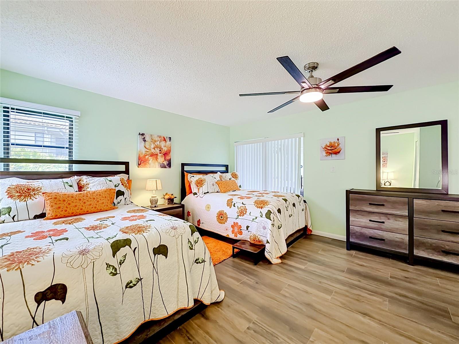 RUSTLEWOOD AT COUNTRYSIDE CONDO - Residential