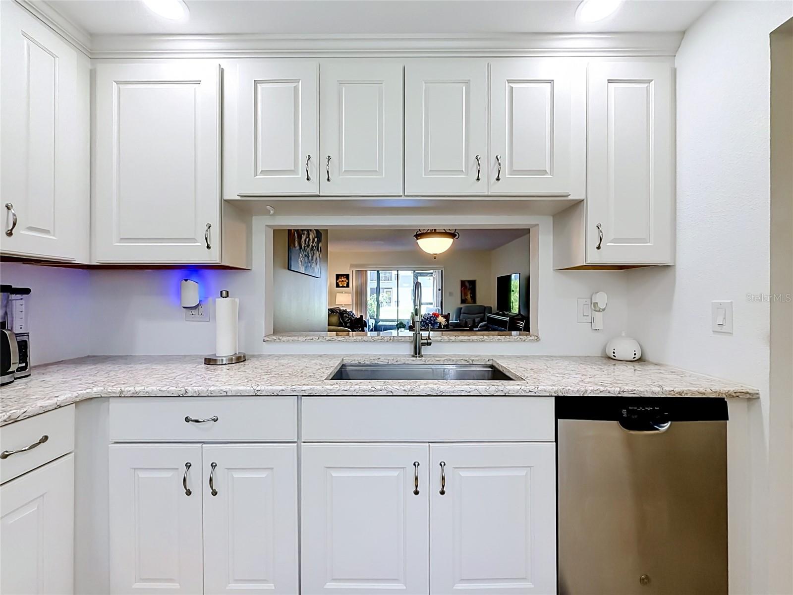 RUSTLEWOOD AT COUNTRYSIDE CONDO - Residential