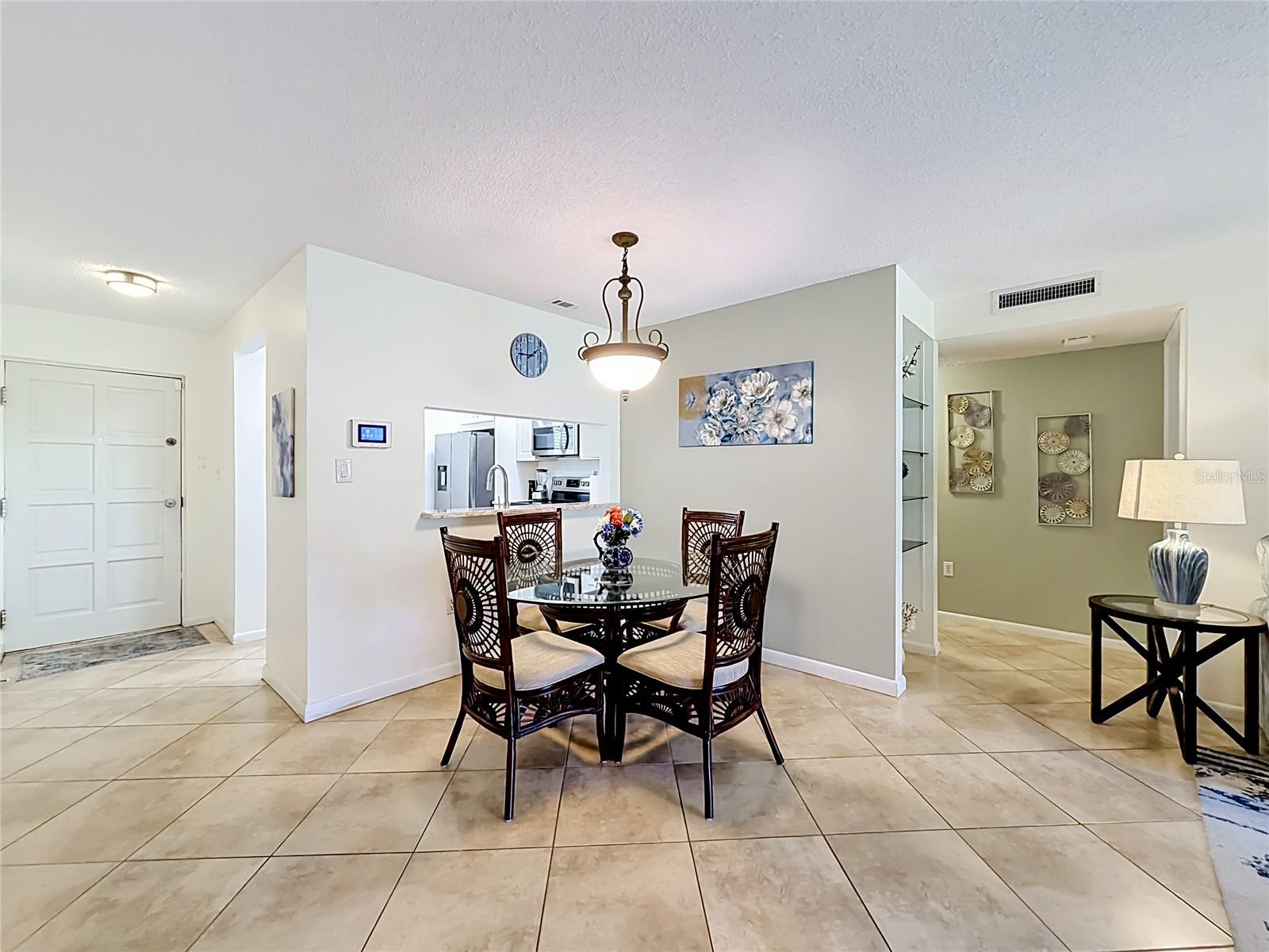 RUSTLEWOOD AT COUNTRYSIDE CONDO - Residential