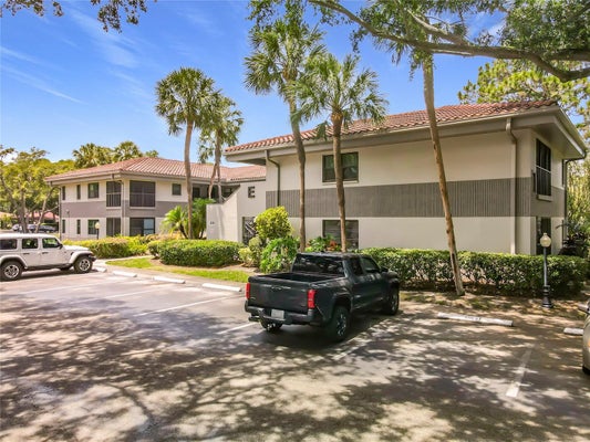 2650 COUNTRYSIDE BLVD APT E103, CLEARWATER, FL 33761 - Image e352695426afb2d90db140c8b95620da/4065253039