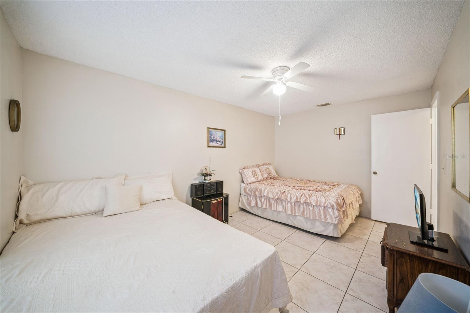 SUTTON RIDGE PH 02 - Residential