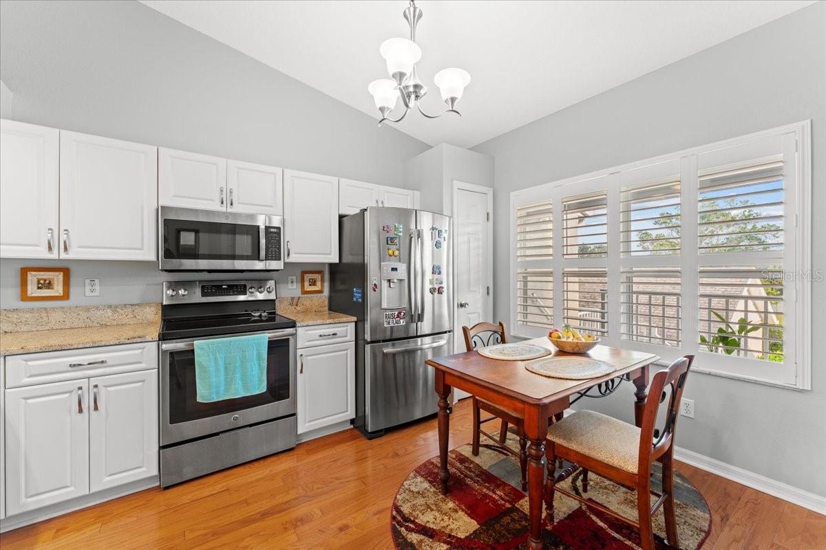 BAY POINTE VILLAS CONDO - Residential