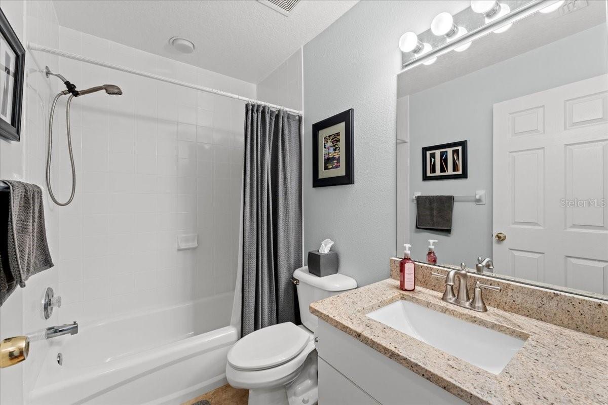 BAY POINTE VILLAS CONDO - Residential