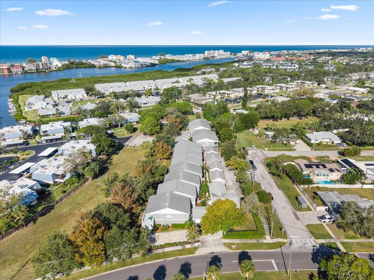 BAY POINTE VILLAS CONDO - Residential