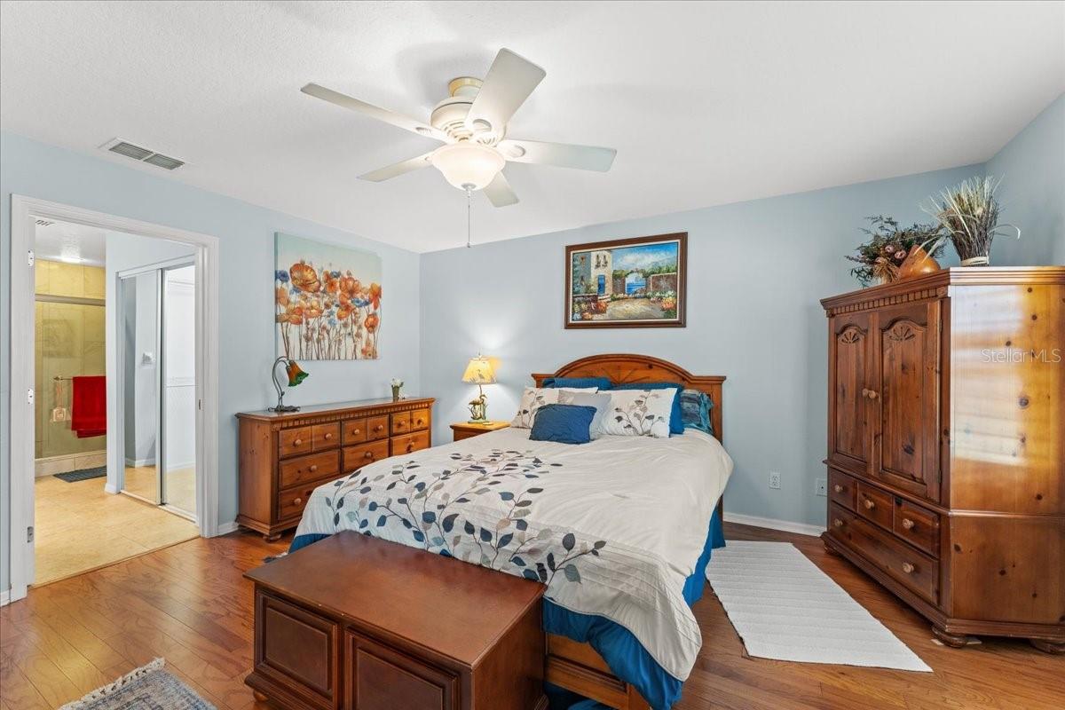 BAY POINTE VILLAS CONDO - Residential