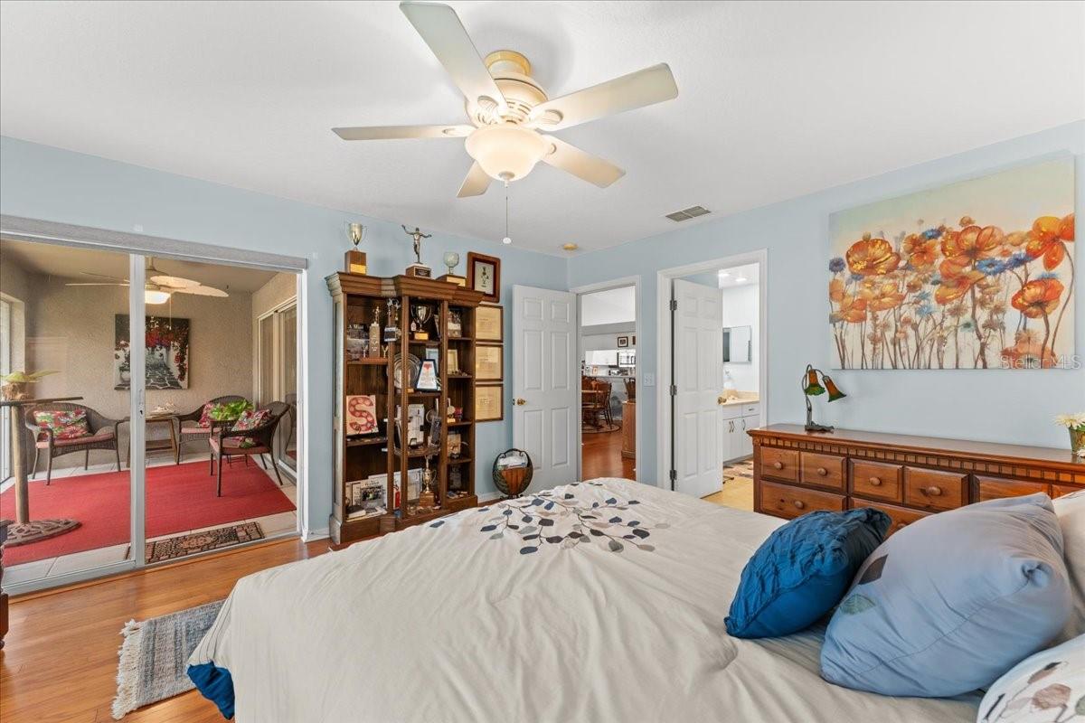 BAY POINTE VILLAS CONDO - Residential