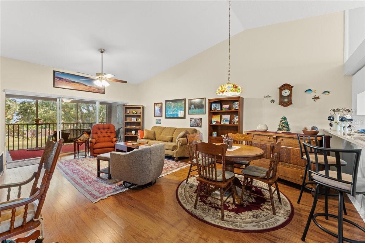 BAY POINTE VILLAS CONDO - Residential