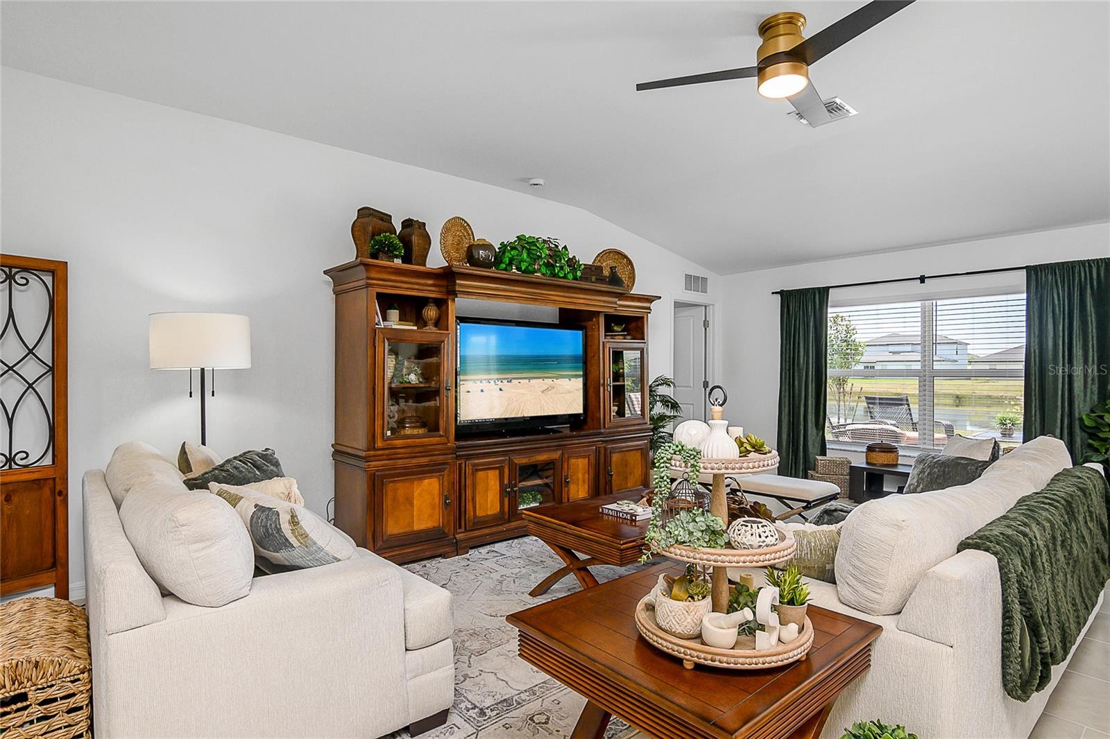 CRANE LANDING - Residential