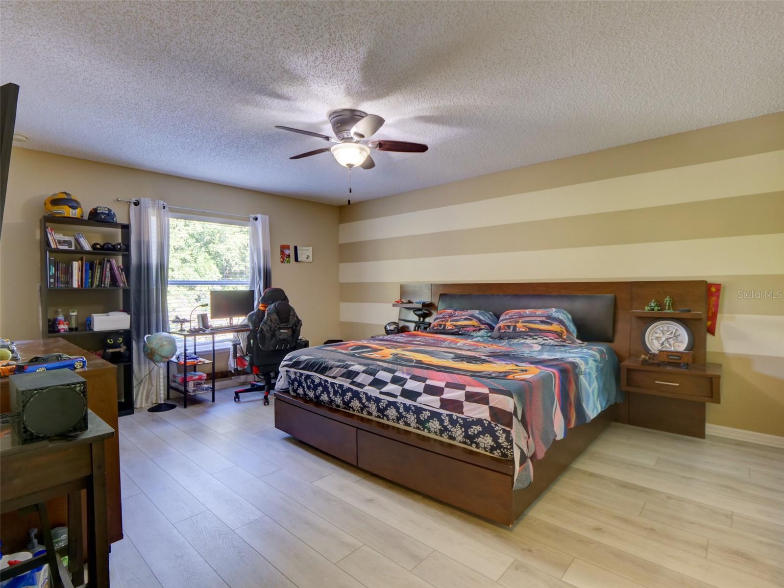 MALLORY SQUARE PH 01 - Residential