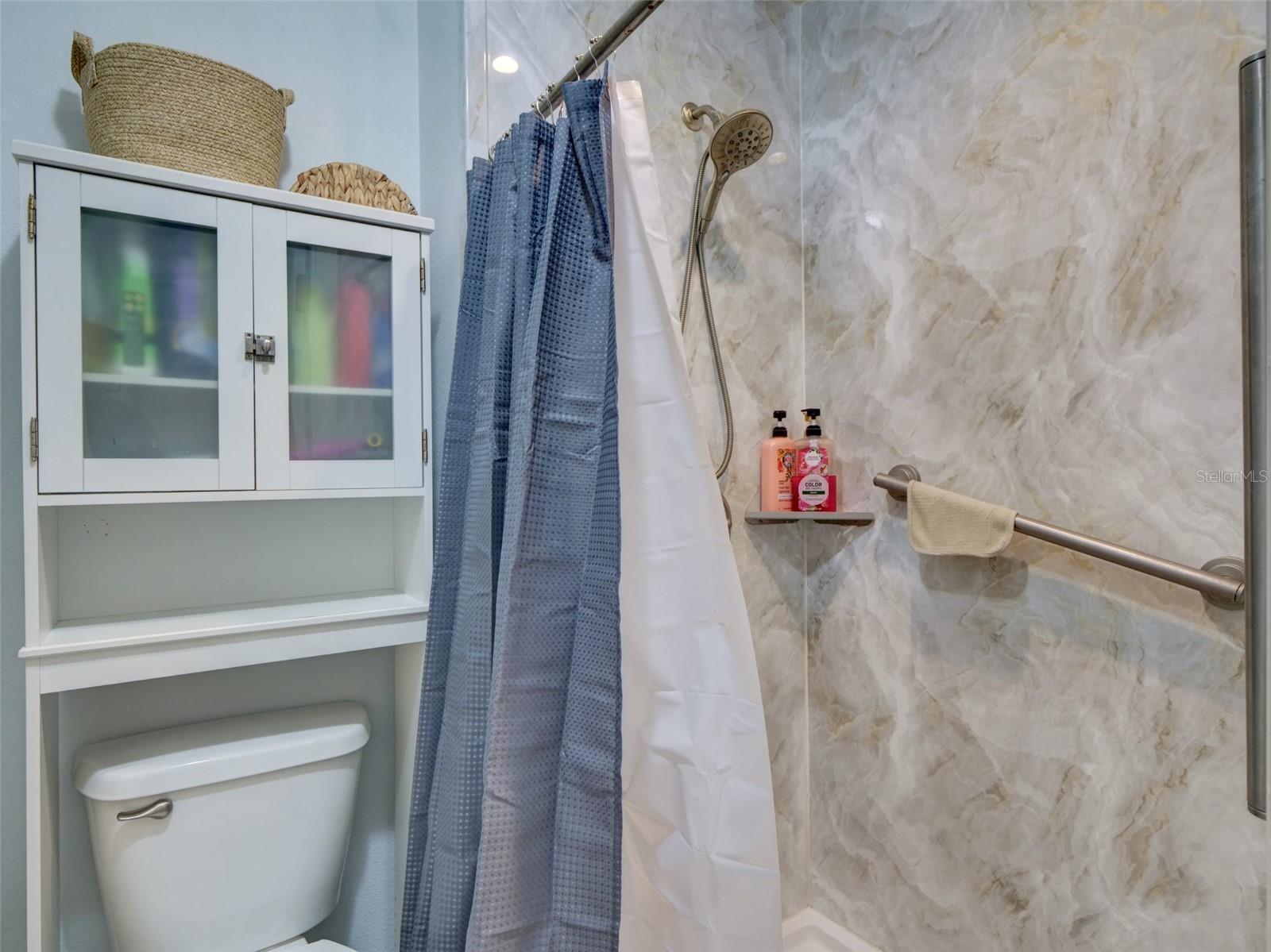 MALLORY SQUARE PH 01 - Residential