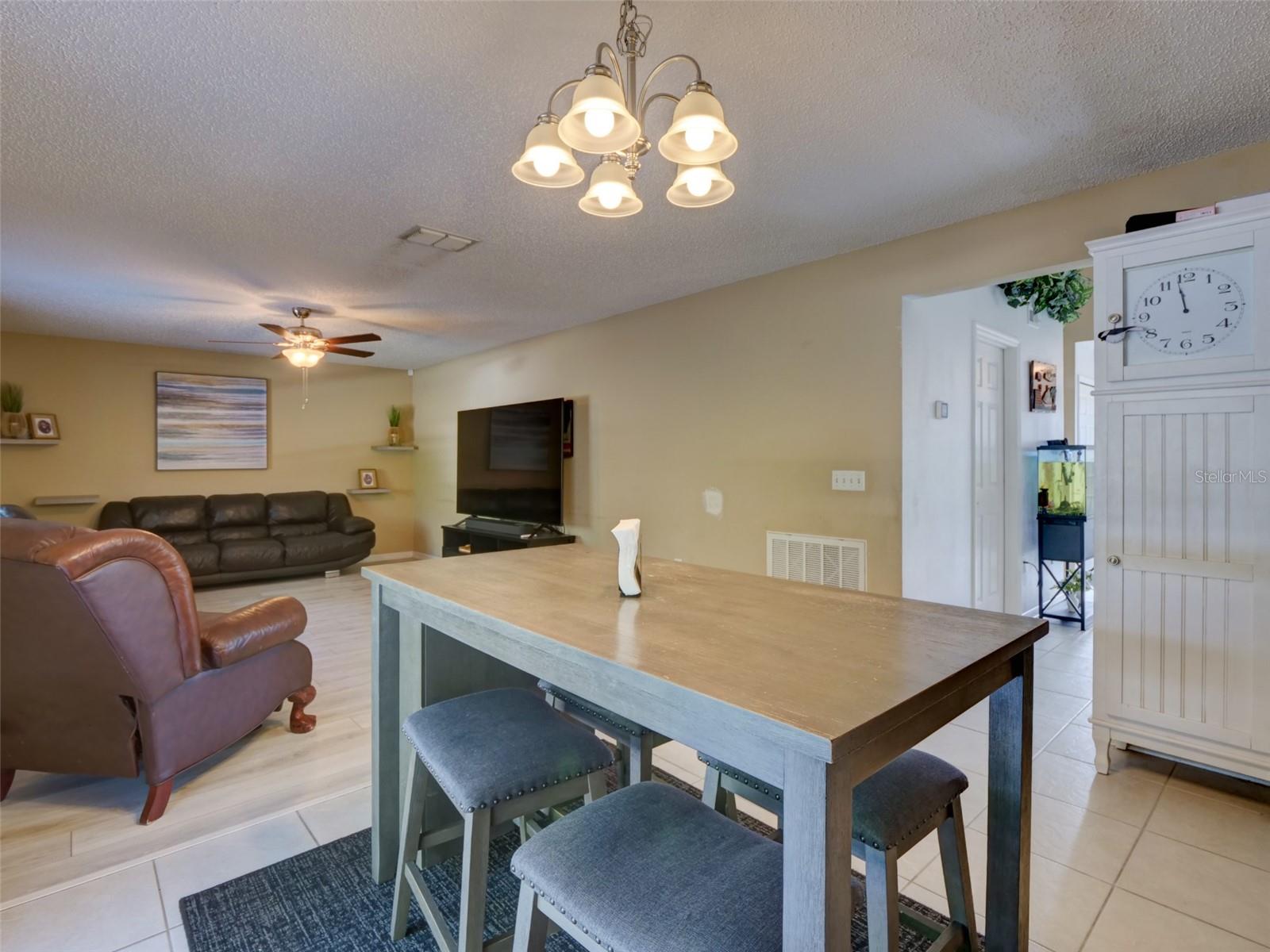 MALLORY SQUARE PH 01 - Residential