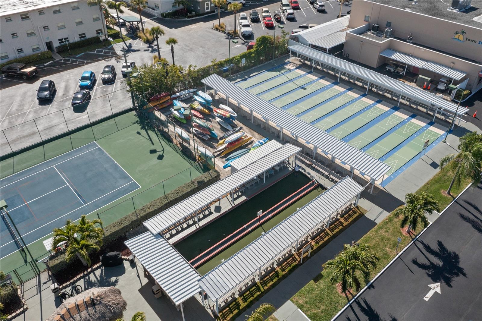 TOWN SHORES OF GULFPORT - Residential