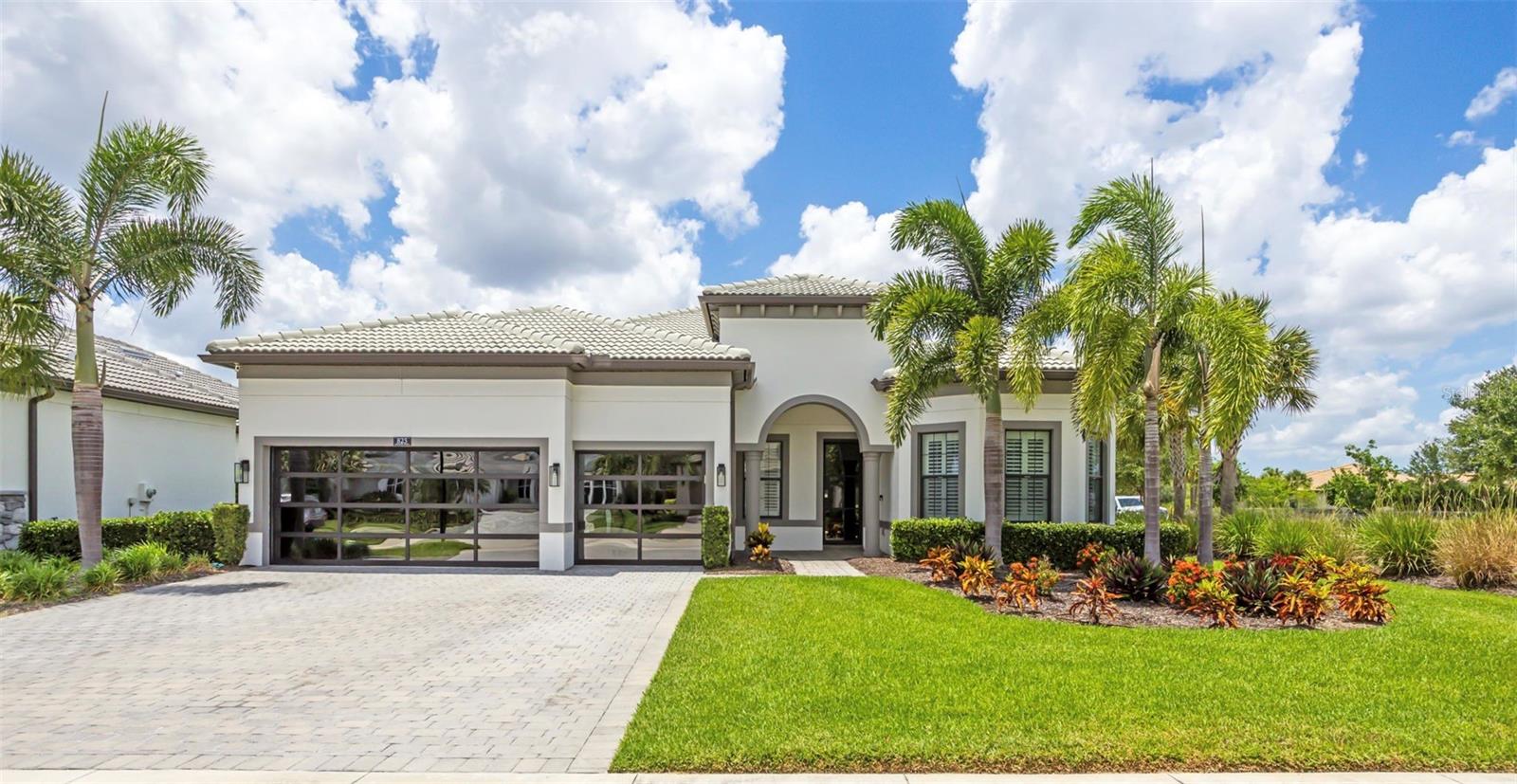 825 Seascape Place, Sarasota