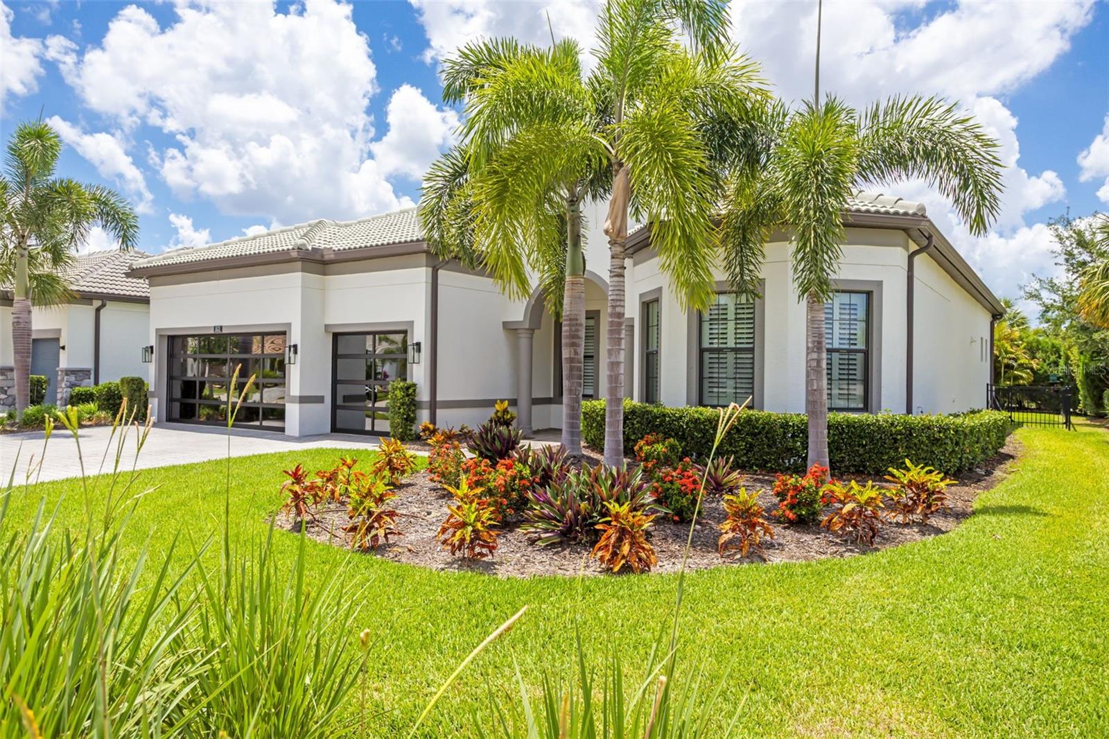 825 SEASCAPE PLACE