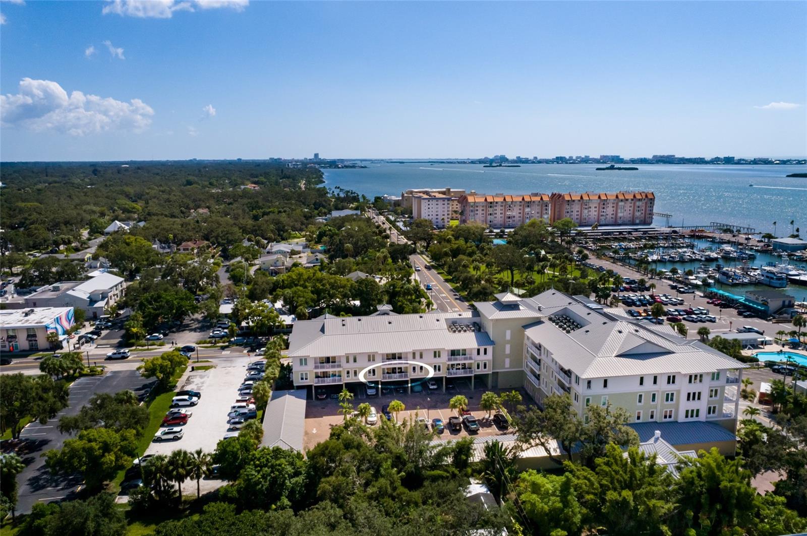 VICTORIA PLACE CONDO - Residential Lease