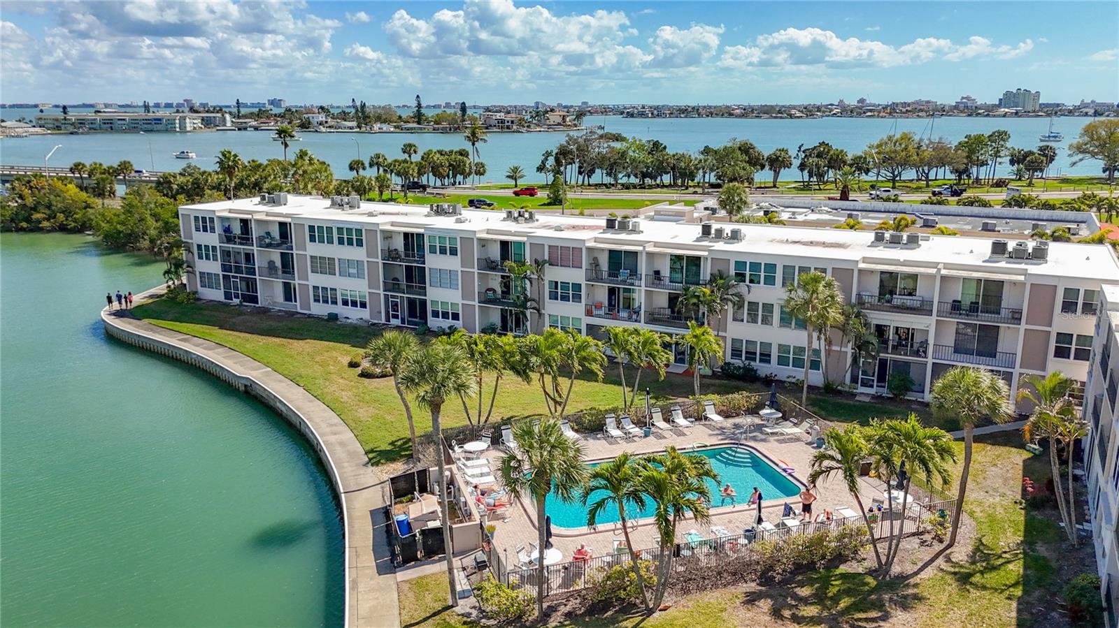 BAY ISLAND GROUP 6 - Residential