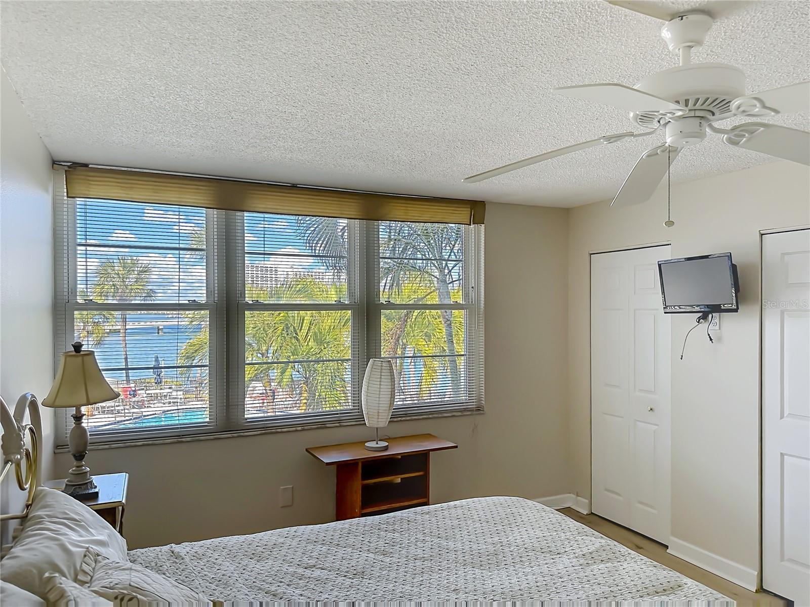 BAY ISLAND GROUP 6 - Residential