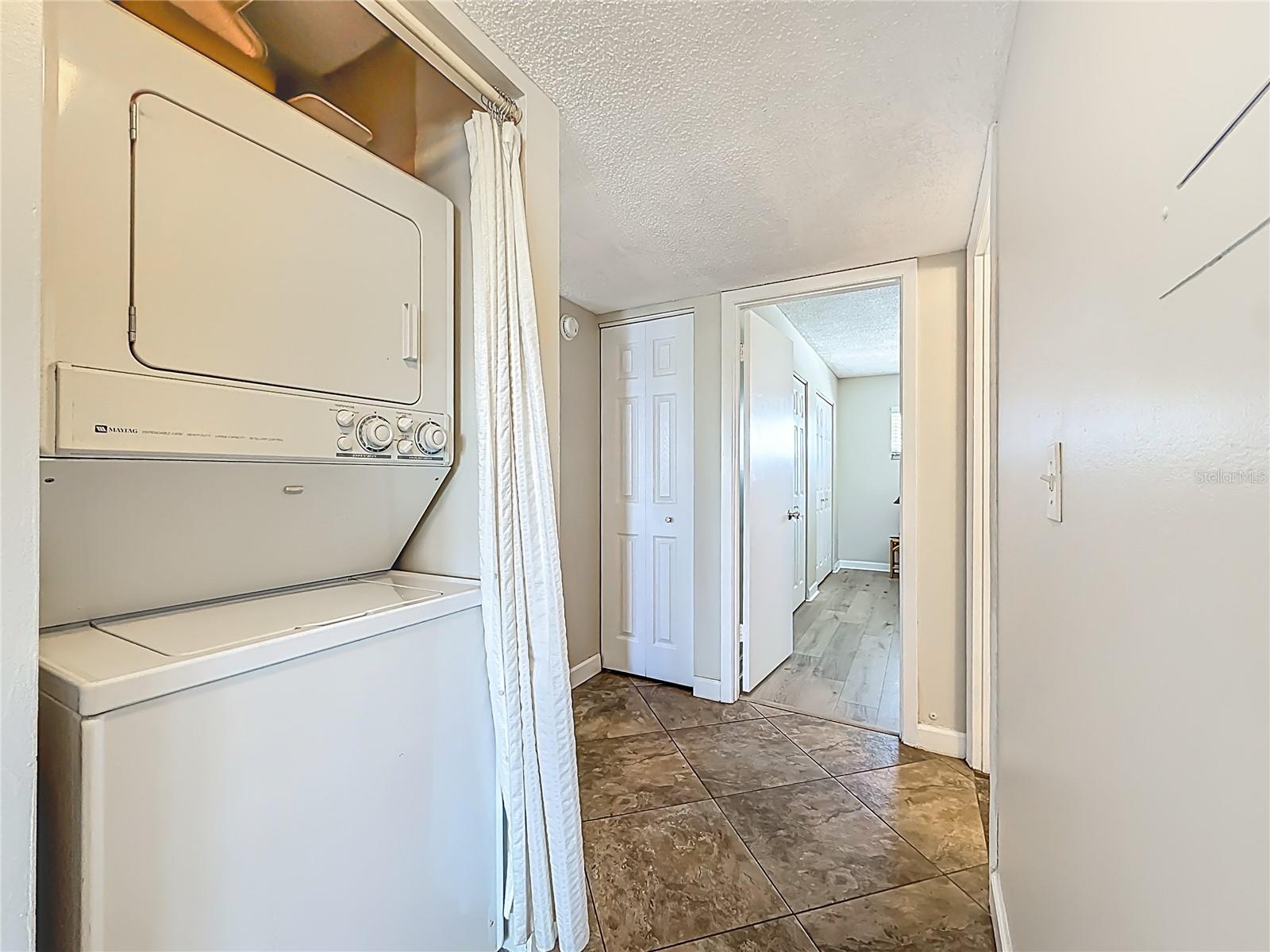 BAY ISLAND GROUP 6 - Residential