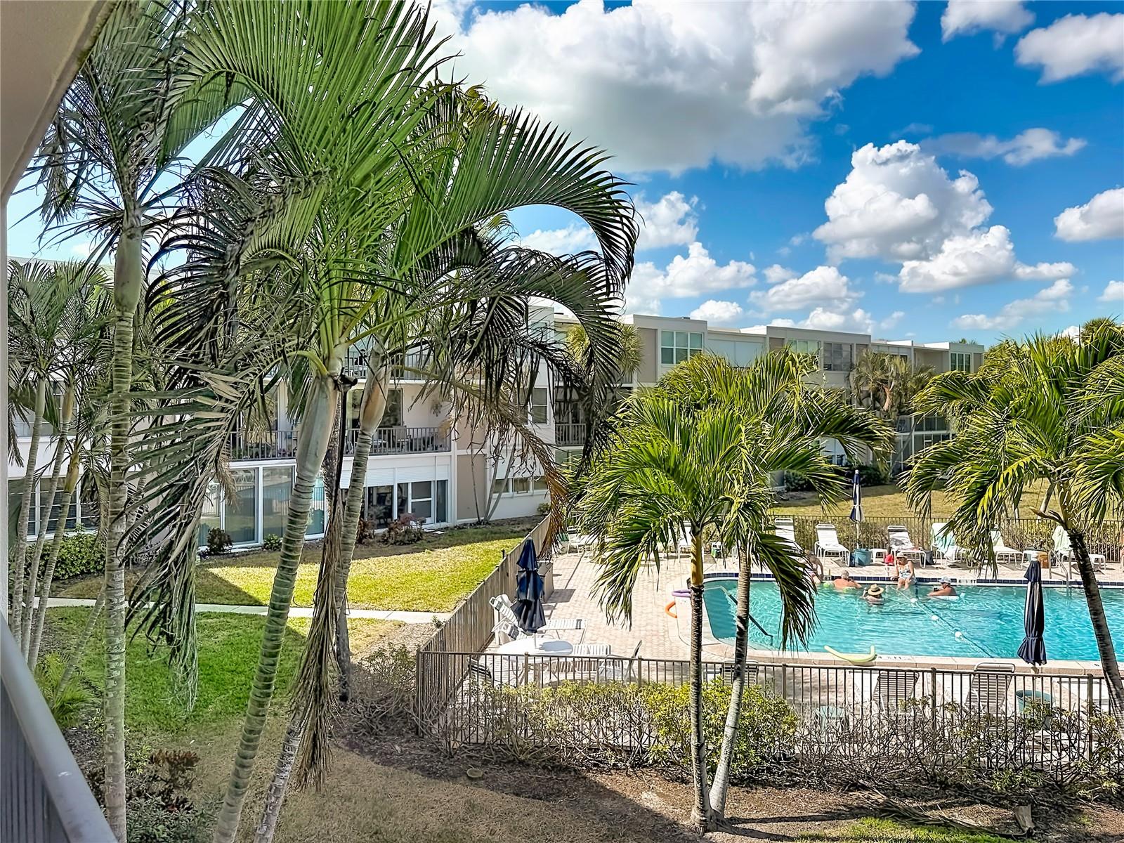 BAY ISLAND GROUP 6 - Residential