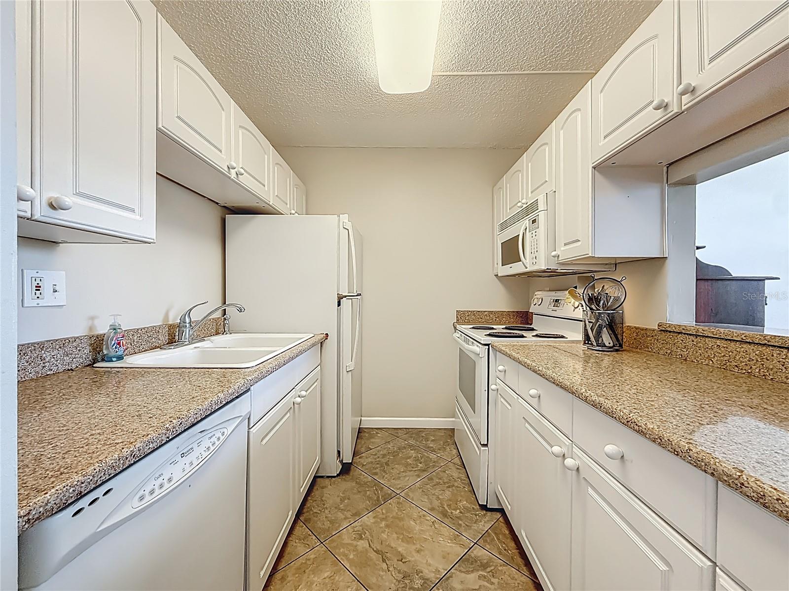 BAY ISLAND GROUP 6 - Residential