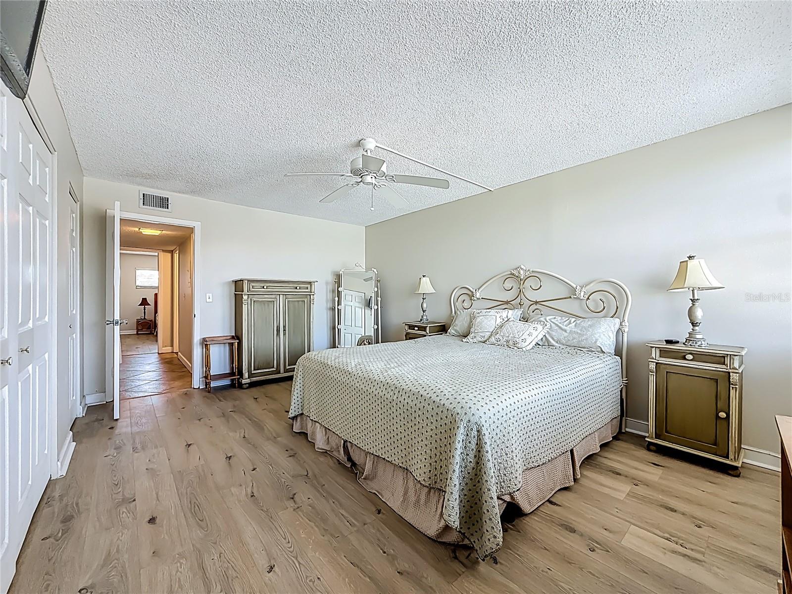 BAY ISLAND GROUP 6 - Residential