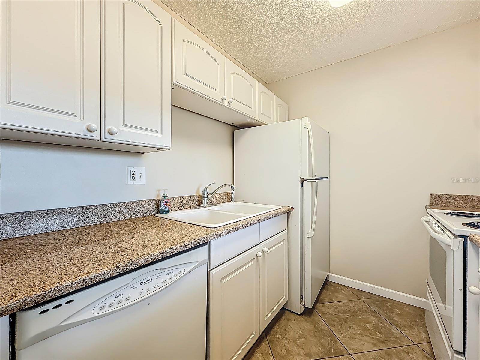 BAY ISLAND GROUP 6 - Residential