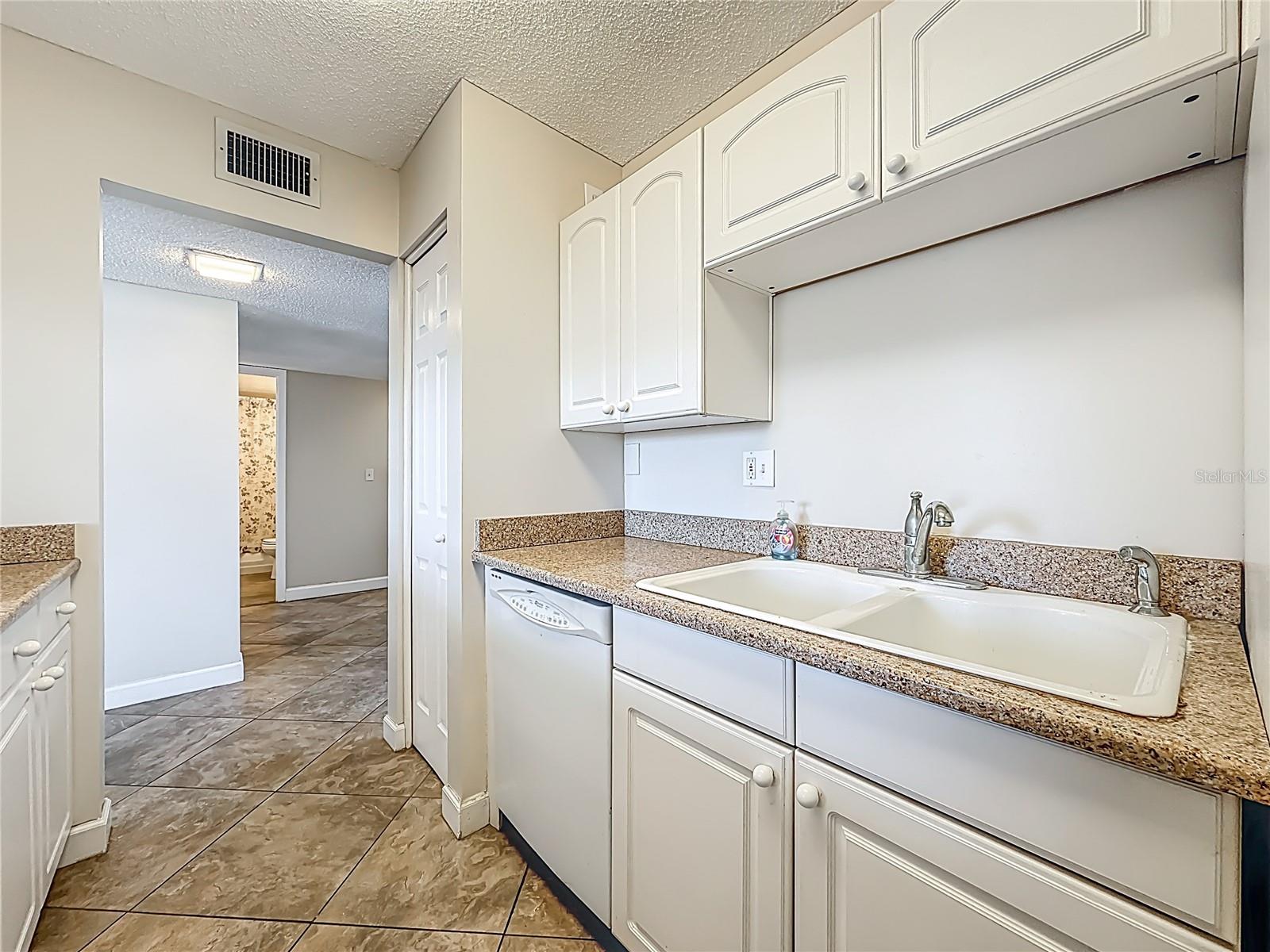 BAY ISLAND GROUP 6 - Residential