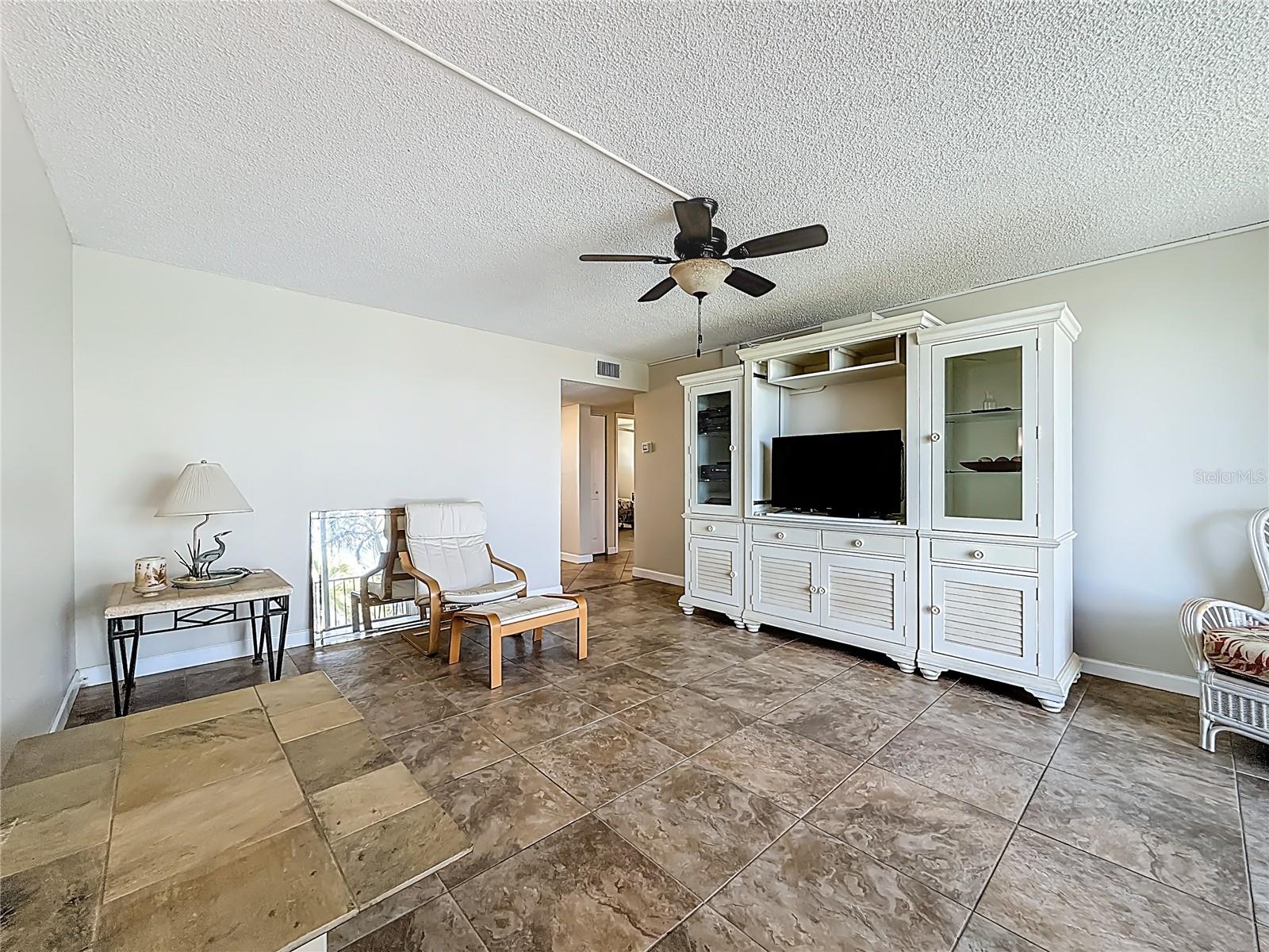 BAY ISLAND GROUP 6 - Residential