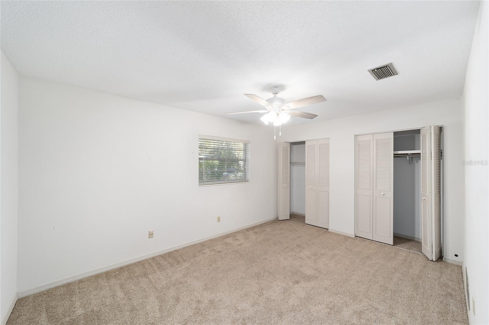 HIDDEN PINES - Residential Lease