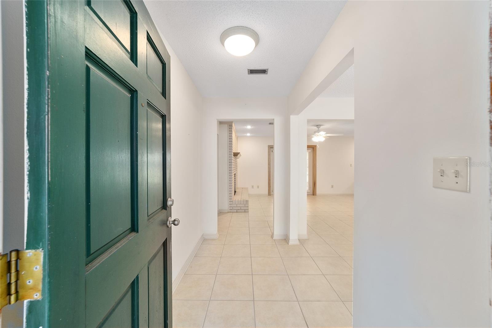 HIDDEN PINES - Residential Lease