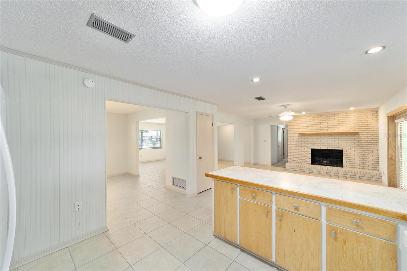 HIDDEN PINES - Residential Lease