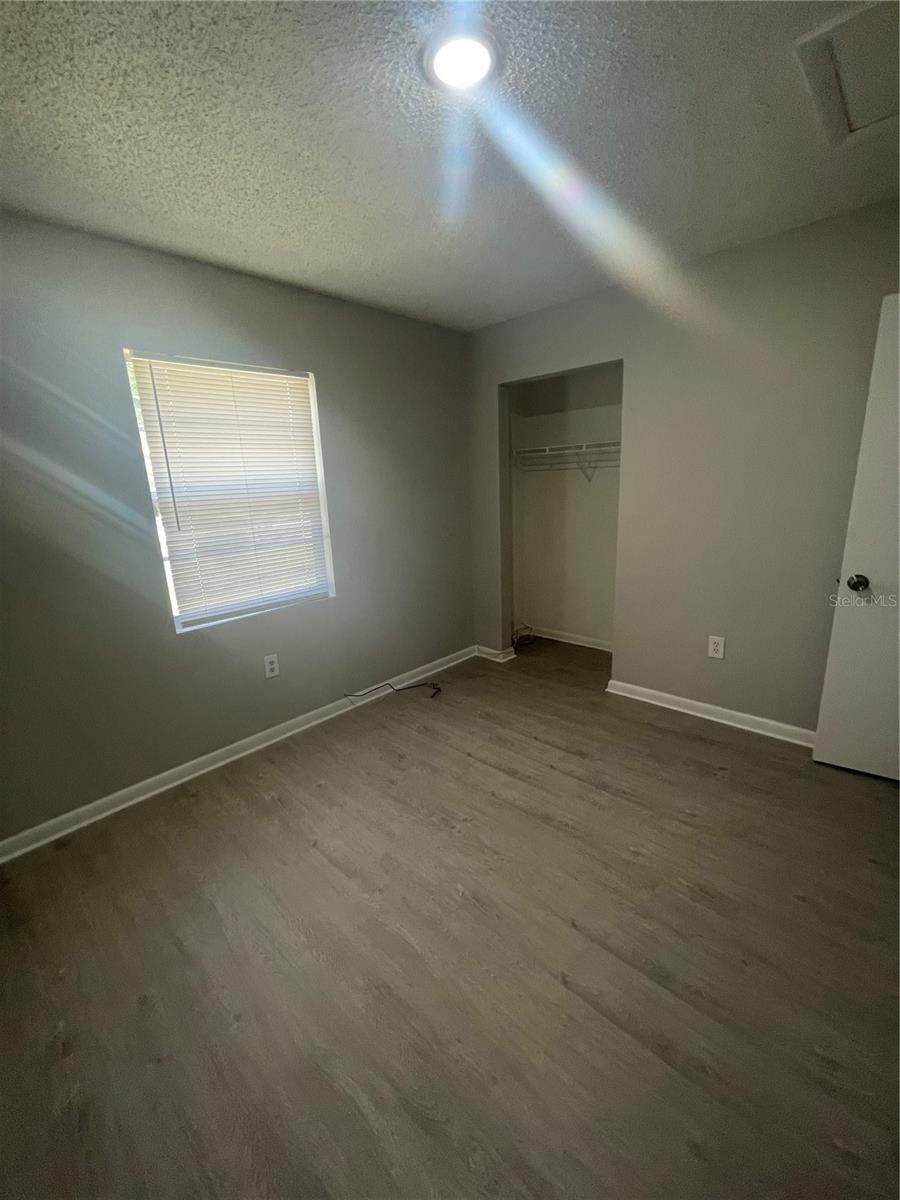 EDWARDS NEWTOWN ADD/LEESBURG - Residential Lease