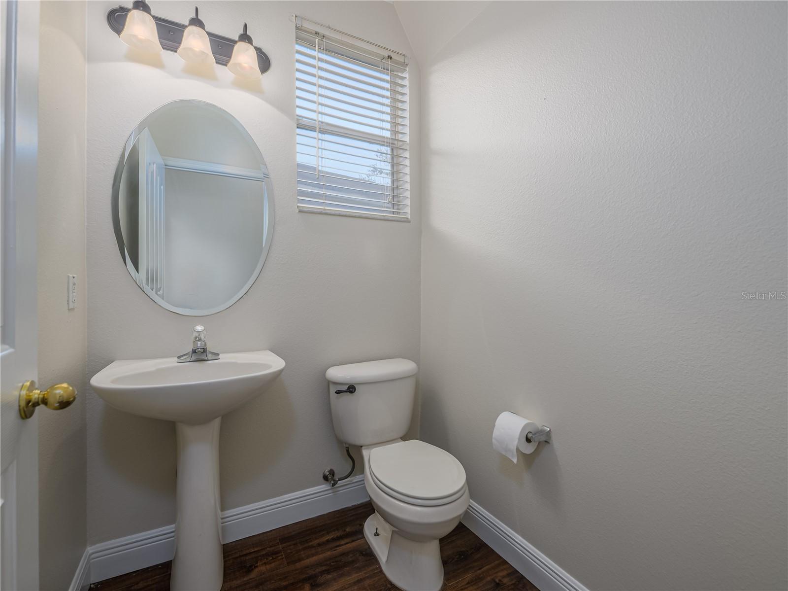 SEVEN OAKS A-9 B-12 B-13&P-13 - Residential Lease