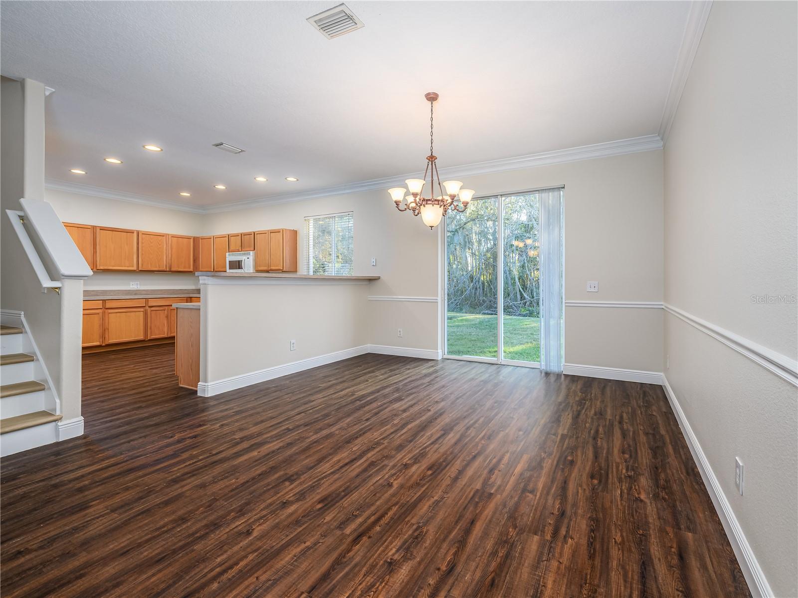 SEVEN OAKS A-9 B-12 B-13&P-13 - Residential Lease