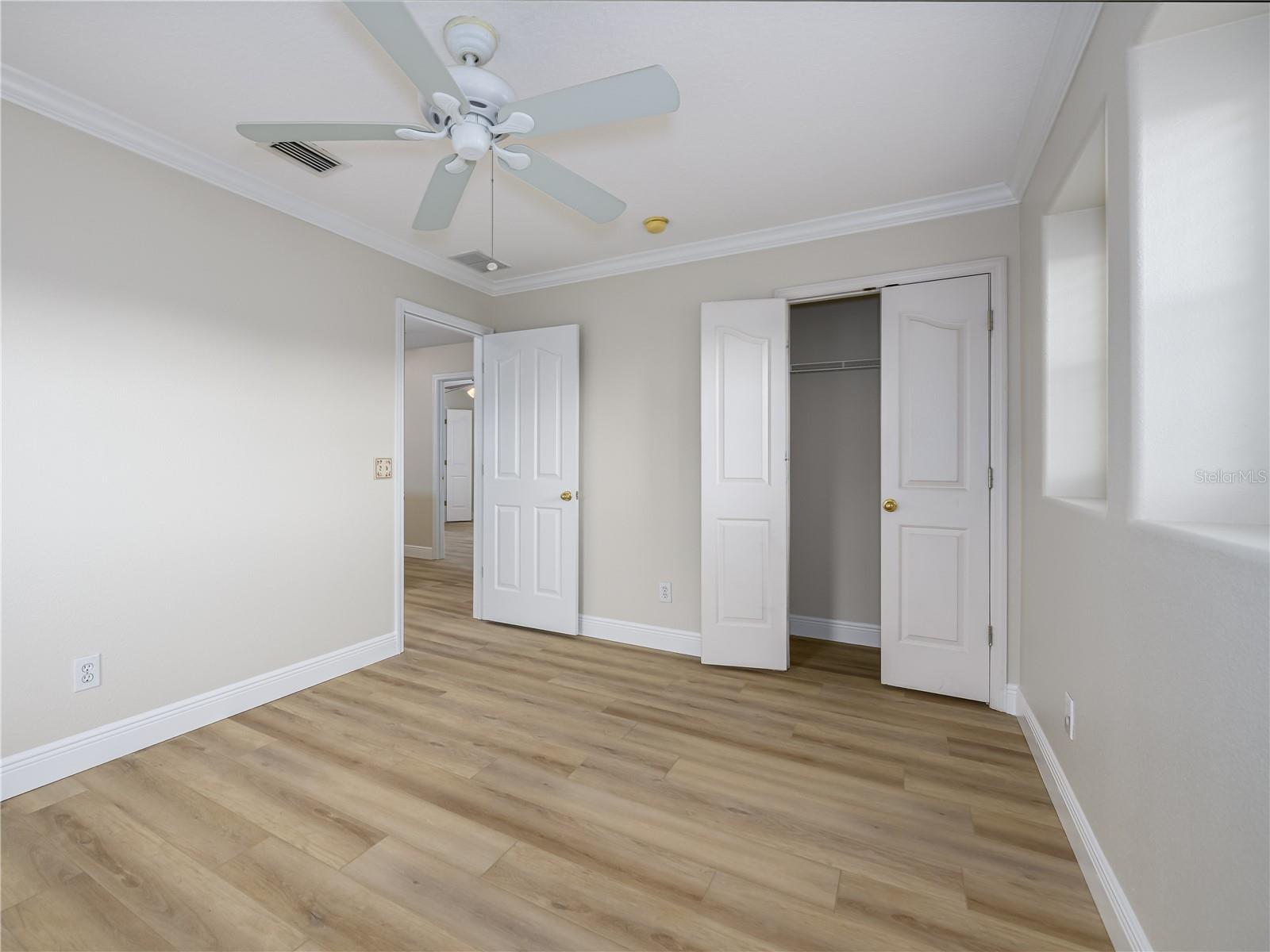 SEVEN OAKS A-9 B-12 B-13&P-13 - Residential Lease