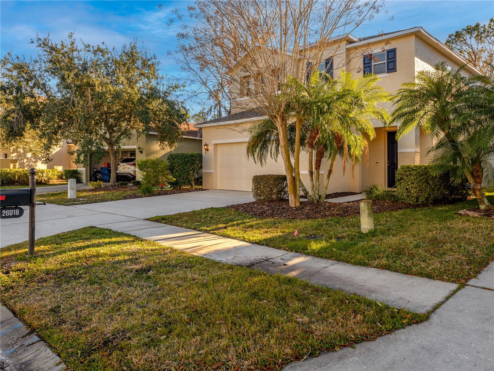 SEVEN OAKS A-9 B-12 B-13&P-13 - Residential Lease