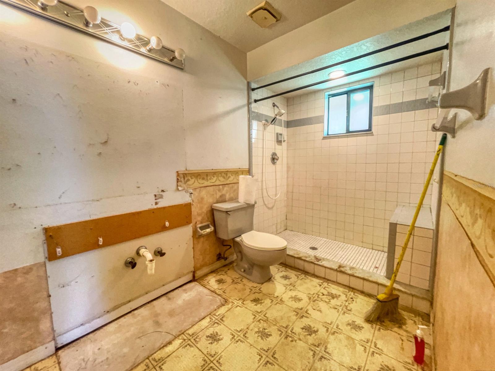 Deltona Lakes Unit 43 - Residential