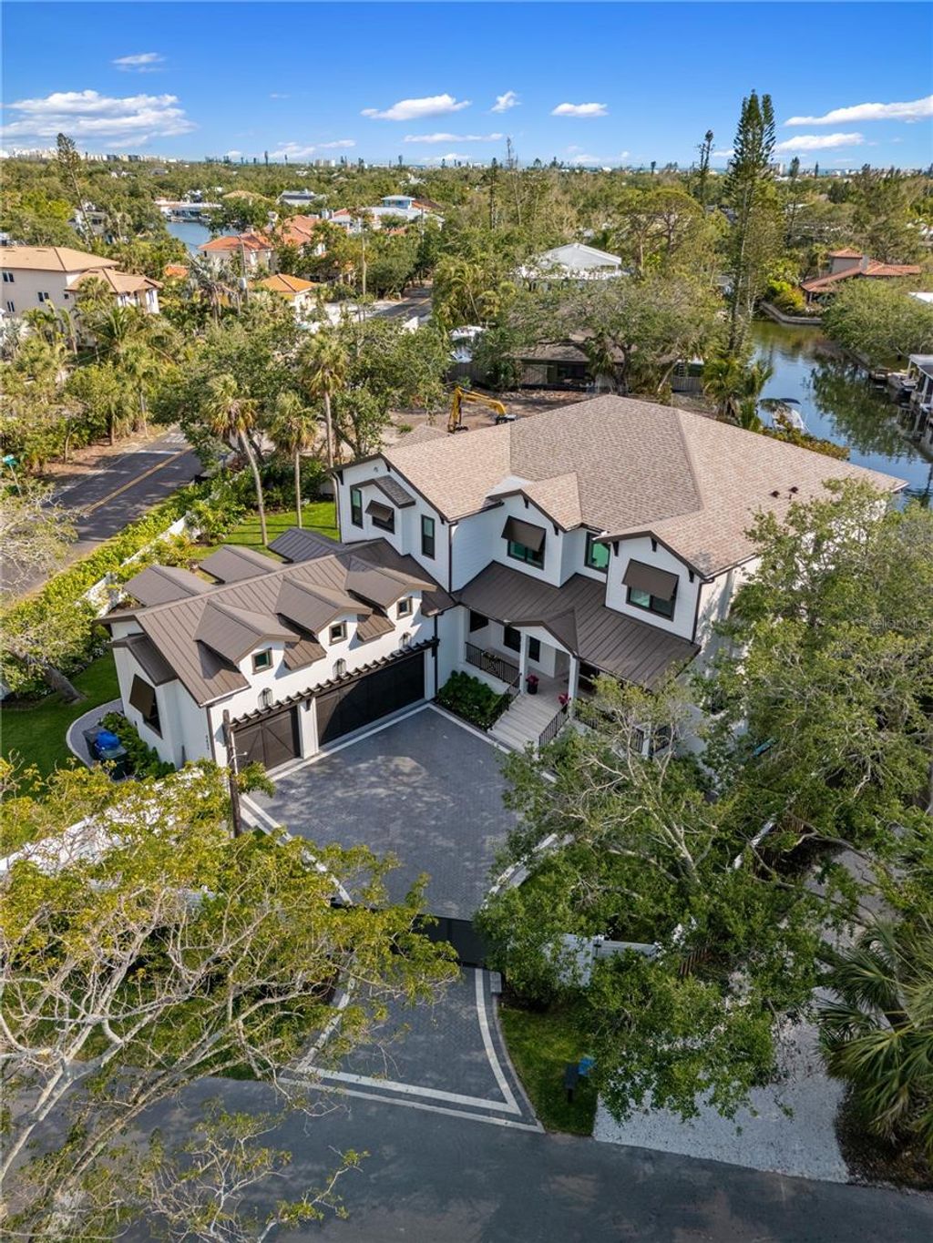 Photo of 4634 Higel Avenue, Sarasota, FL 34242 (MLS # A4689982)