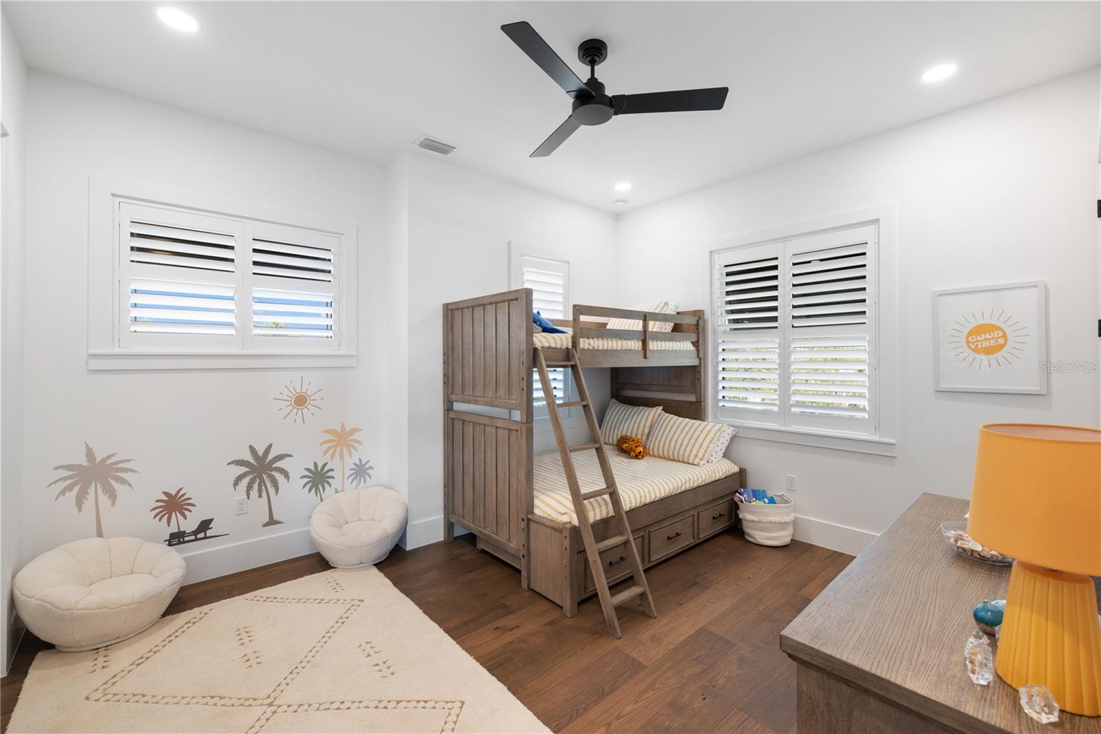 OCEAN BEACH REP - Residential