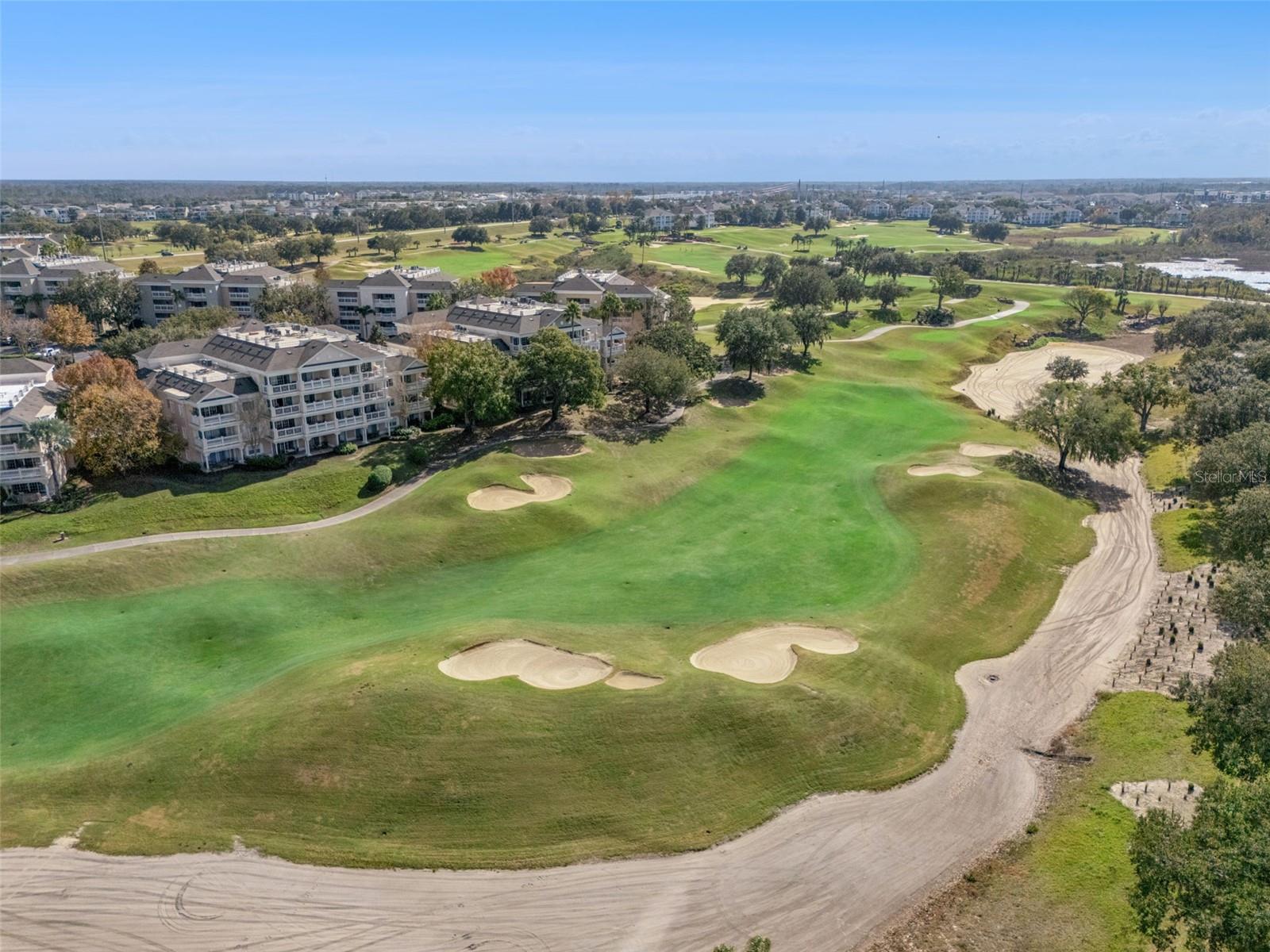 CENTRE COURT RDG CONDO PH 1 - Residential